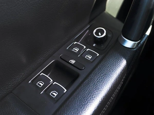 Седан Volkswagen Passat 2011 года, 1019000 рублей, Кропоткин