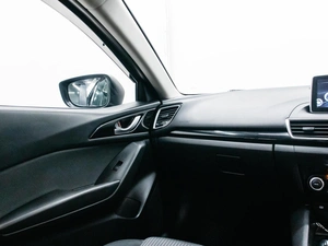 Хетчбэк Mazda Axela 2015 года, 1189000 рублей, Красноярск