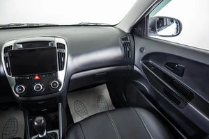 Хетчбэк Kia Ceed 2011 года, 779000 рублей, Пермь