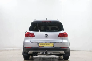 Внедорожник Volkswagen Tiguan 2012 года, 1539000 рублей, Новокузнецк