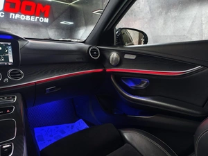 Седан Mercedes-benz E-класс 2018 года, 3187000 рублей, Солонцы