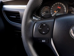 Седан Toyota Corolla 2014 года, 1329000 рублей, Саратов
