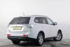 Внедорожник Mitsubishi Outlander 2014 года, 1439000 рублей, Кемерово