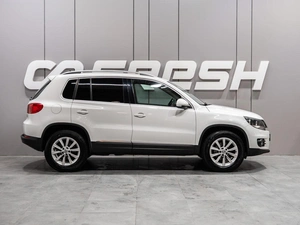 Внедорожник Volkswagen Tiguan 2012 года, 1259000 рублей, Тюмень