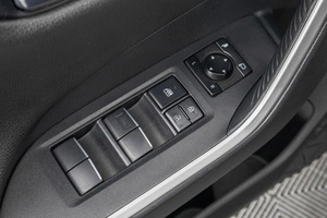 Внедорожник Toyota RAV4 2021 года, 3599000 рублей, Барнаул