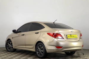Седан Hyundai Solaris 2011 года, 819000 рублей, Пермь