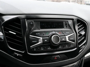 Седан ВАЗ (LADA) Vesta 2019 года, 960000 рублей, Волгоград