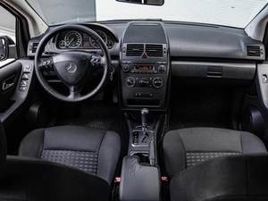 Хетчбэк Mercedes-benz A-класс 2011 года, 670000 рублей, Краснодар