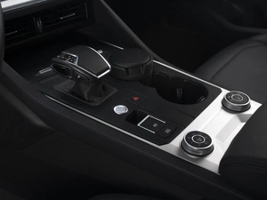 Внедорожник Volkswagen Touareg 2021 года, 6900000 рублей, Омск