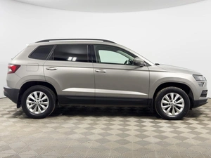 Внедорожник Skoda Karoq 2020 года, 2346100 рублей, Казань