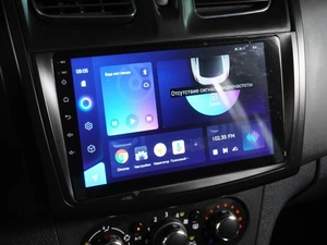 Хетчбэк Renault Sandero 2018 года, 1049000 рублей, Воронеж