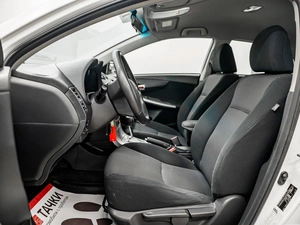 Седан Toyota Corolla 2012 года, 1219000 рублей, Красноярск