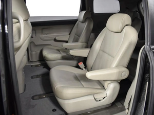 Минивэн Kia Carnival 2018 года, 2463100 рублей, Казань