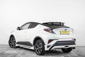 Внедорожник Toyota C-HR 2017 года, 2359000 рублей, Кемерово
