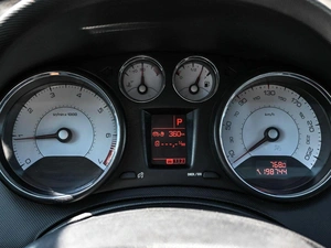 Хетчбэк Peugeot 308 2010 года, 584000 рублей, Кирилловка