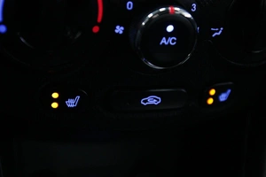 Хетчбэк Hyundai Solaris 2012 года, 928000 рублей, Солонцы