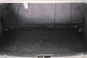 Седан Mazda 3 2004 года, 699000 рублей, Омск