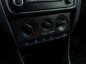 Лифтбек Skoda Rapid 2015 года, 950000 рублей, Краснодар