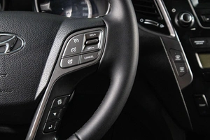 Внедорожник Hyundai Santa Fe 2015 года, 1739000 рублей, Сургут