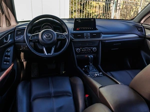 Внедорожник Mazda CX-4 2023 года, 3099000 рублей, Большой Сочи