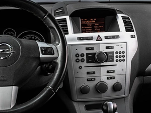 Минивэн Opel Zafira 2013 года, 834000 рублей, Кирилловка