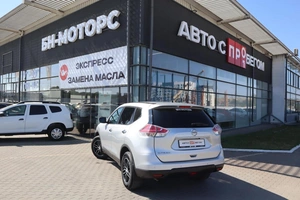 Внедорожник Nissan X-Trail 2015 года, 1730000 рублей, Мирное