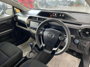 Хетчбэк Toyota Aqua 2018 года, 1397000 рублей, Солонцы
