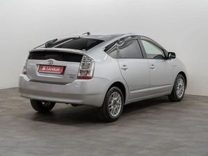 Лифтбек Toyota Prius 2009 года, 675000 рублей, Красноярск