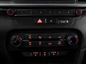 Хетчбэк Kia Ceed 2018 года, 1587444 рублей, Москва