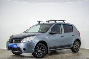 Хетчбэк Renault Sandero 2011 года, 529000 рублей, Оренбург