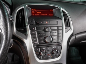 Хетчбэк Opel Astra GTC 2012 года, 999000 рублей, Воронеж