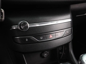 Универсал Peugeot 308 2015 года, 1099000 рублей, Воронеж