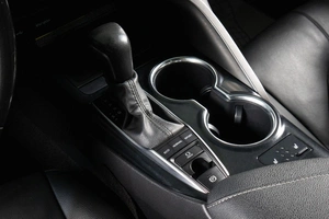 Седан Toyota Camry 2020 года, 2799000 рублей, Сургут