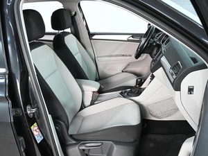 Внедорожник Volkswagen Tiguan 2017 года, 2349000 рублей, Аксай
