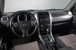 Внедорожник Suzuki Grand Vitara 2011 года, 1189000 рублей, Сургут