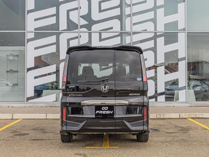 Минивэн Honda Stepwgn Spada 2016 года, 2240000 рублей, Краснодар