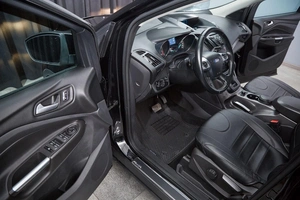 Внедорожник Ford Kuga 2016 года, 1349000 рублей, Красноярск