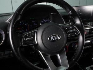 Седан Kia Cerato 2019 года, 1820000 рублей, Минеральные Воды