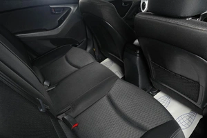 Седан Hyundai Elantra 2012 года, 1379000 рублей, Тюмень