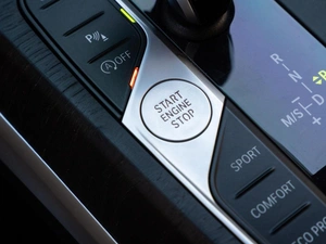 Седан BMW 3 серия 2019 года, 3650000 рублей, Волгоград