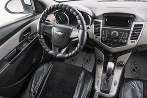 Седан Chevrolet Cruze 2011 года, 669000 рублей, Красноярск