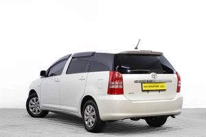 Минивэн Toyota Wish 2004 года, 989000 рублей, Барнаул