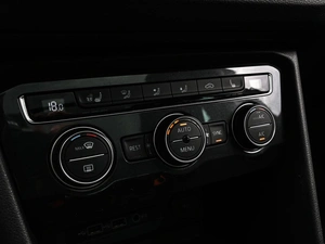 Внедорожник Volkswagen Tiguan 2018 года, 2870000 рублей, Волгоград