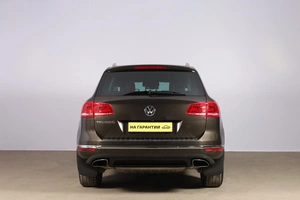 Внедорожник Volkswagen Touareg 2015 года, 3389000 рублей, Новосибирск