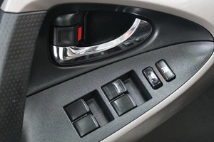 Внедорожник Toyota RAV4 2006 года, 1199000 рублей, Омск