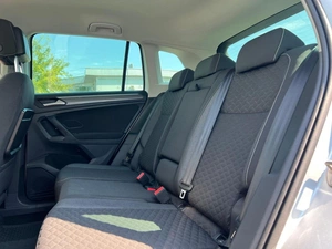Внедорожник Volkswagen Tiguan 2018 года, 2599000 рублей, Ижевск