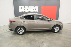 Седан Hyundai Solaris 2021 года, 1700000 рублей, Курск