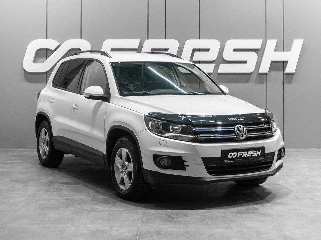 Внедорожник Volkswagen Tiguan 2012 года, 1169000 рублей, Тюмень