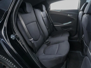 Седан Hyundai Solaris 2013 года, 949000 рублей, Сургут