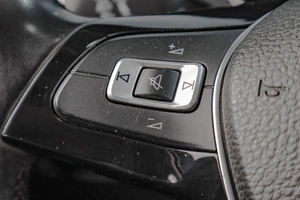 Седан Volkswagen Passat 2015 года, 1519000 рублей, Челябинск